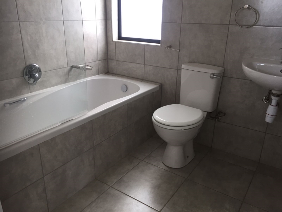 To Let 2 Bedroom Property for Rent in Kidds Beach Eastern Cape